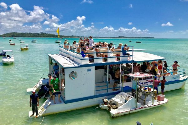 catamara-passeio-carneiros